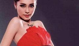 阿娇钟欣潼近照最新爆料,岁月静好，美丽依旧