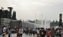 西安大雁塔人潮最新爆料,最新现场爆料揭秘